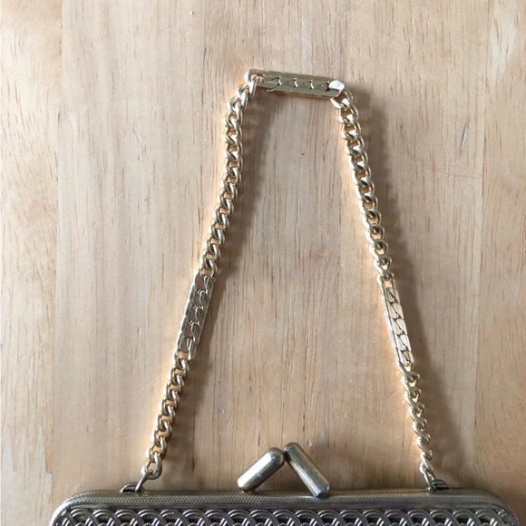 Vintage Black satin Embroidered front small purse clutch with gold chain - Picture 5 of 9